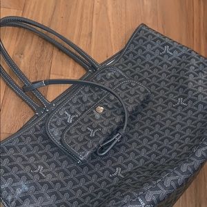 Goyard bag